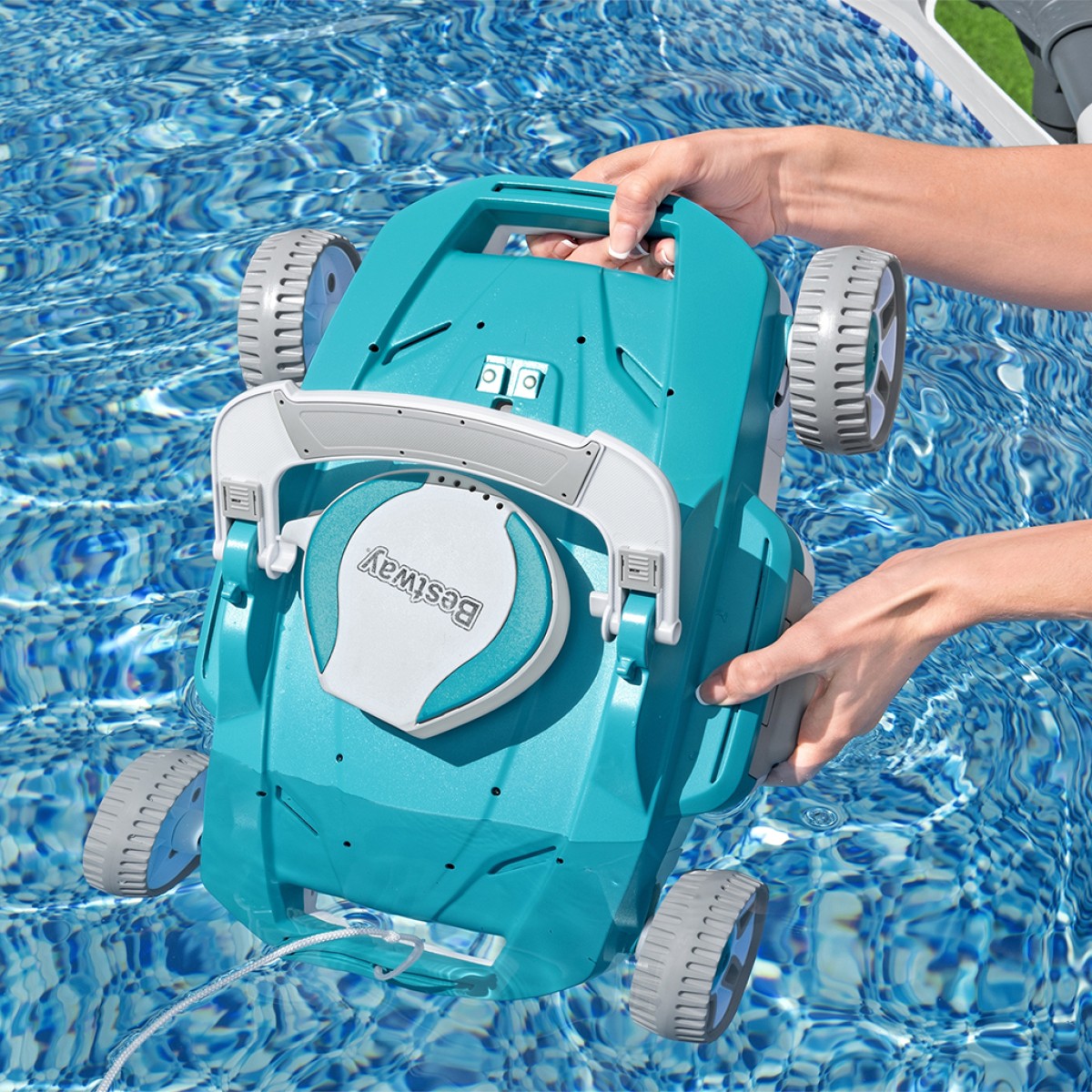Aqua Tronix G2000 robotic pool vacuum 58765 Bestway