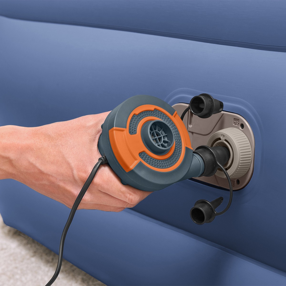 TRITECH AIRBED 6713I QUEEN BULT-IN AC PUMP 203x152x51cm Bestway