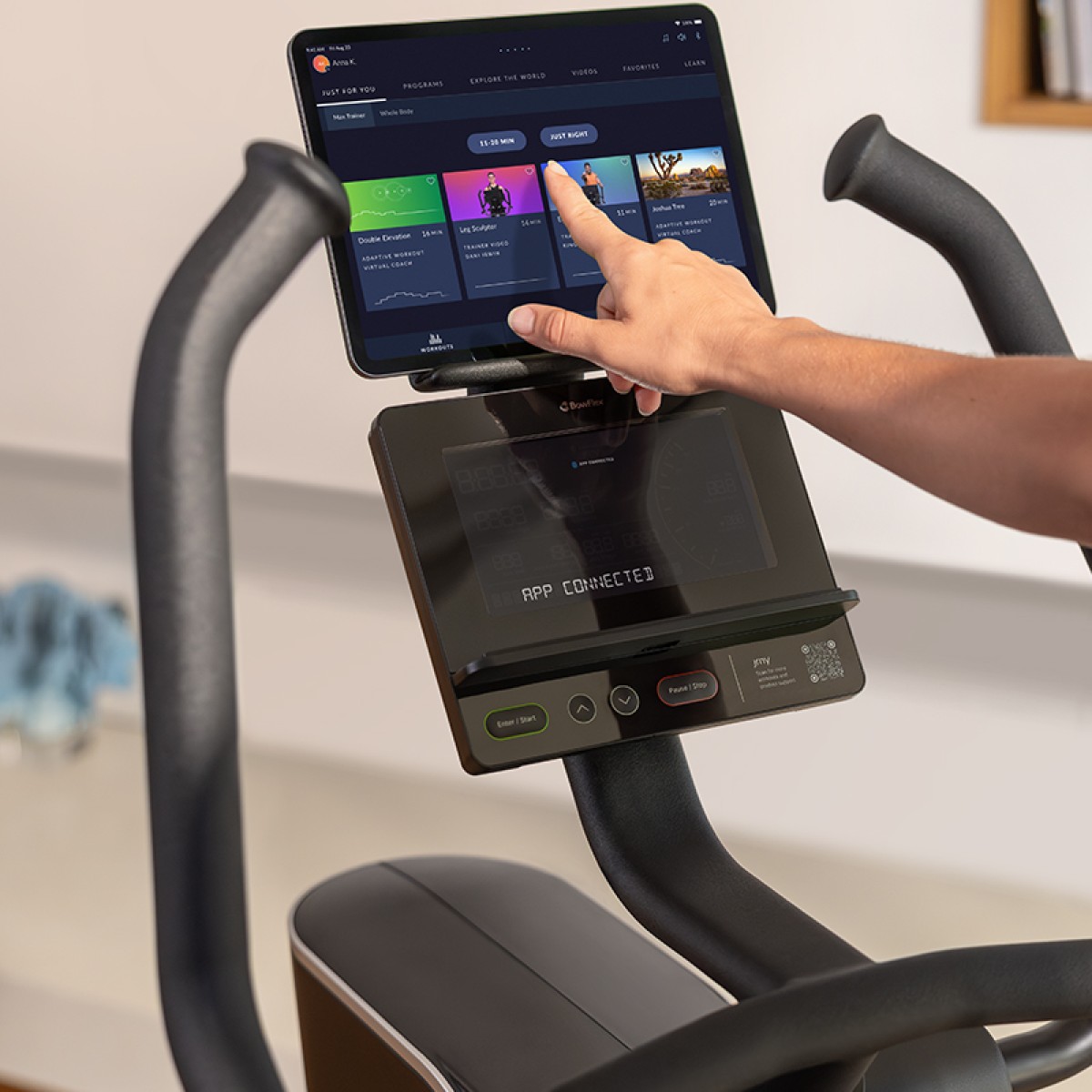 Ελλειπτικό Max Trainer SEI Bowflex