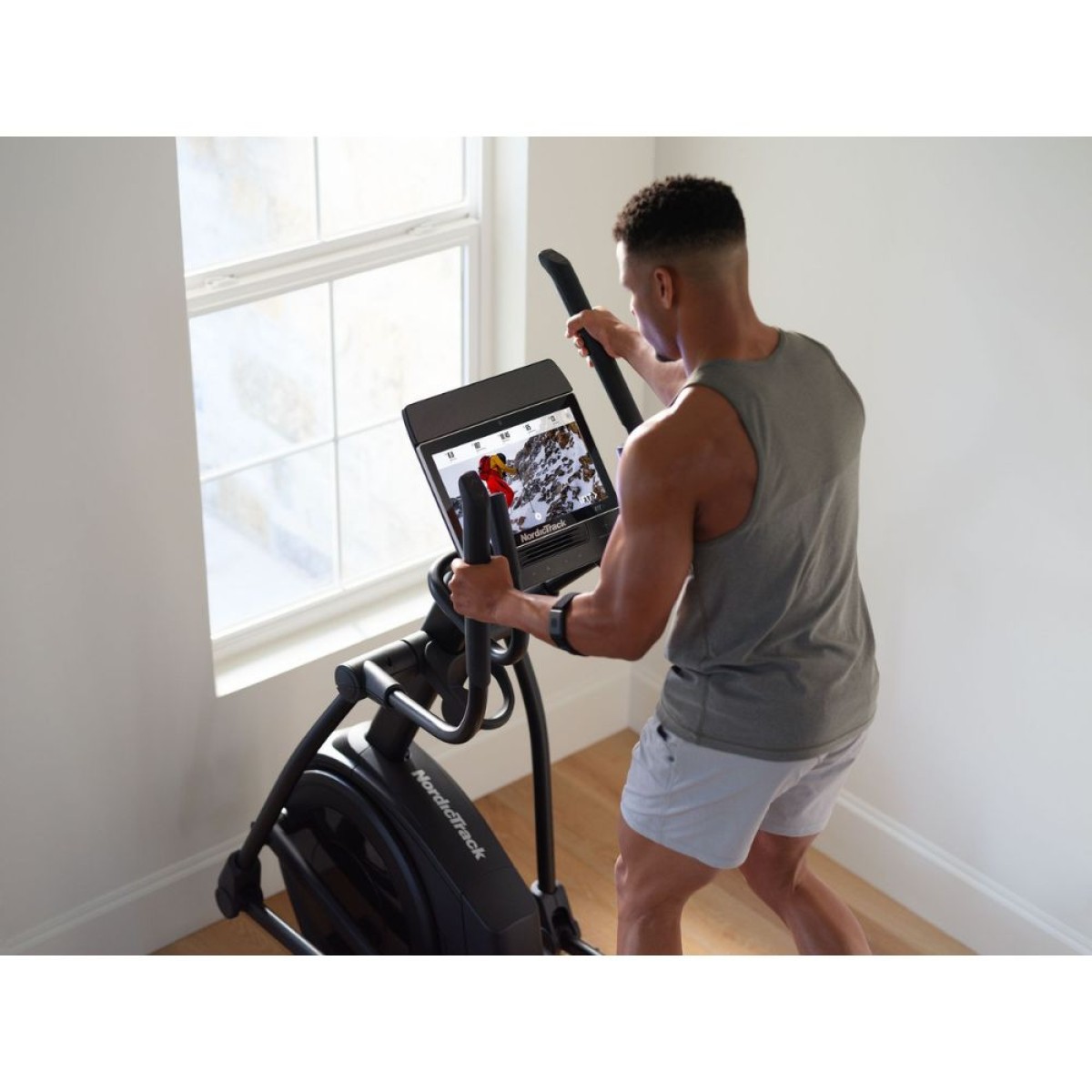 Ελλειπτικό (Airglide 14i) NordicTrack